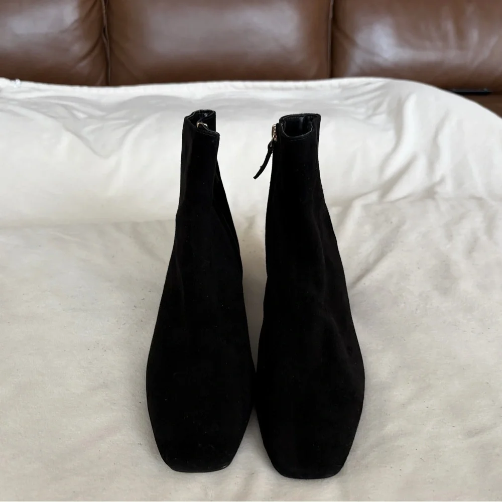 Talbots Perla Black Suede Ankle Boots Block Heel Inner Zip Closure Size 7.5M